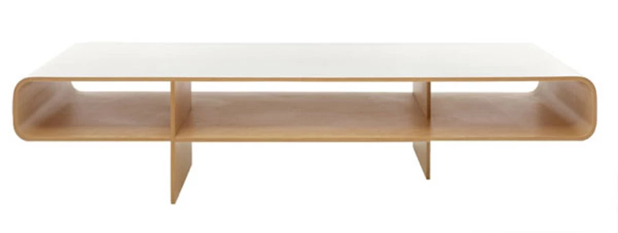 האובייקט שיצר את התנופה: שולחן קפה LOOP שעוצב לחברת קפליני.