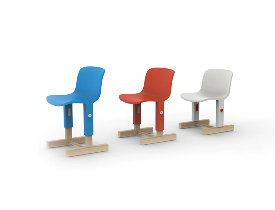 LITTLE BIG, כיסא קל משקל לילדים רכים, משלב גוף פלסטיק צבעוני עם רגלי עץ יציבות, וניתן להתאימו לגילם המשתנה | עיצוב של אוגוסטין סקוט דה מרטהוויל, אריק פטיט וגרגואר ז'נמונוד לחברת MAGI'S.