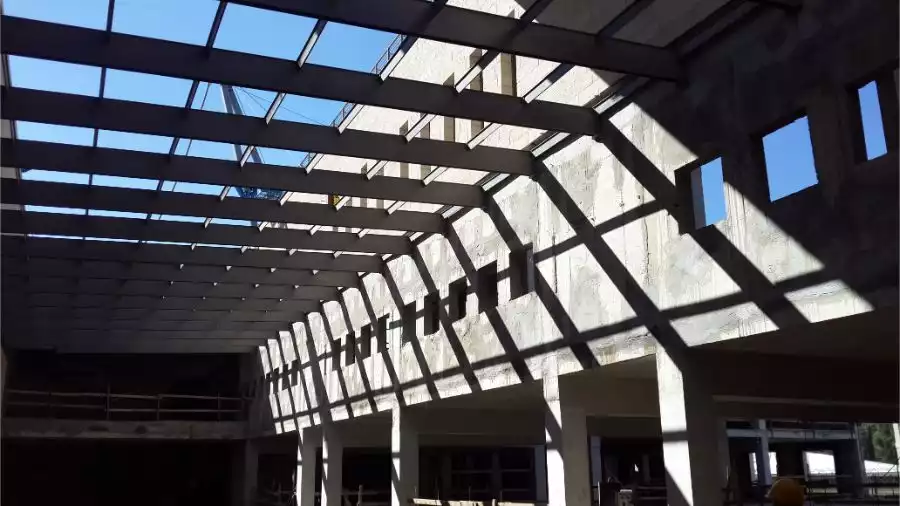 גג הזכוכית בגלריה לתצוגות מתחלפות (צילום: אירית כוכבי אדריכלים בע